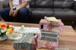 Kejari terima Rp248,8 juta uang pengembalian kasus korupsi lampu jalan