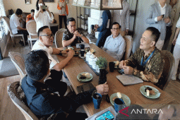 Bupati Bogor adakan coffee morning bersama insan pers di Cisarua