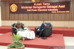 Pejabat Kemenlu paparkan kekuatan moderasi beragama dalam diplomasi di Unej