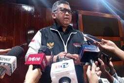 Hasto sebut menteri asal PDIP tetap bekerja profesional