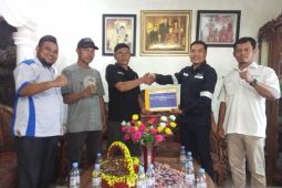 PT Timah bantu Pemdes Belo Laut kerukan pelabuhan kapal nelayan