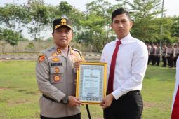 Kapolres Serang beri penghargaan pada personel berprestasi