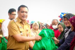 Wali Kota Aditya: Pasar murah tekan inflasi bantu ringankan beban masyarakat