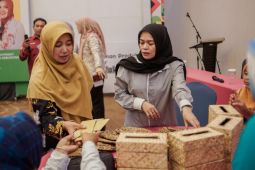 Pemkab Garut bersama Unpad pasarkan produk kerajinan eceng gondok