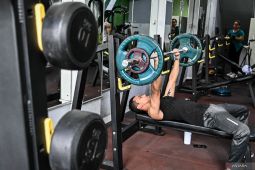 Ini kesalahan umum pemula saat pertama kali ke gym