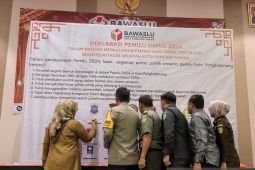 Pj Wali Kota Pangkalpinang Teken Bersama Deklarasi Pemilu Damai 2024