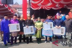 Pemprov Babel beri penghargaan untuk koperasi berprestasi dan tokoh penggerak koperasi