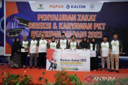 UPZ Pupuk Kaltim salurkan Rp1,4 miliar beasiswa, tingkatkan SDM lokal