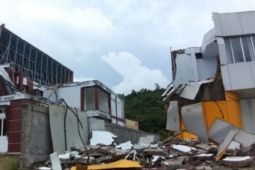Hapus aset, Pemkot Ambon lelang puluhan kendaraan dinas dan  bangunan