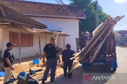 Bawaslu Sumenep tertibkan alat peraga kategori kampanye