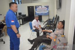 Dirpolairud Polda Jambi gelar donor darah