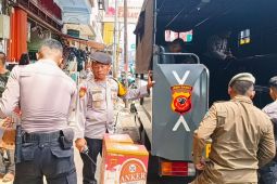 Polisi dan Satpol PP Garut sita ribuan botol minuman keras