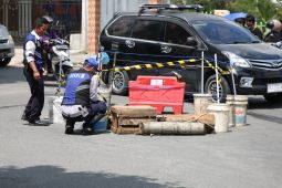 Ruas jalan amblas bikin tak nyaman, perbaikan akhir November