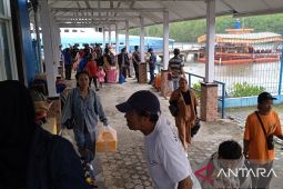 Arus penumpang di pelabuhan Tanjung Pandan capai 75.576 orang