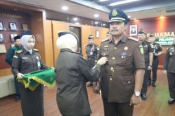 Kajati Jatim lantik Dzakiyul Fikri sebagai Kajari Bondowoso