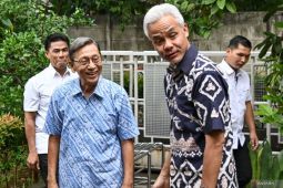 Ganjar Pranowo tidak benarkan mobil pelat merah angkut baliho capres-cawapres