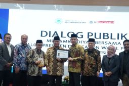 Muhammadiyah berikan kartu anggota kehormatan kepada Prabowo, Gibran tidak