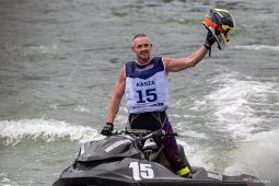 Kasza  pemenang baru pada endurance Aquabike di Samosir