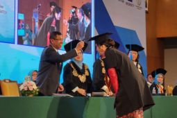 Politeknik STTT Bandung wisuda 309 SDM industri tekstil untuk penuhi tenaga kerja kompeten