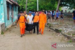 Basarnas Gorontalo temukan anak hilang di Pantai Monano