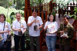 Ribuan pohon ditanam di kaki Gunung Welirang peringati HMPI