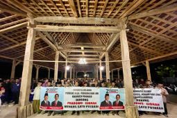 Ratusan PKL deklarasi dukung Prabowo-Gibran