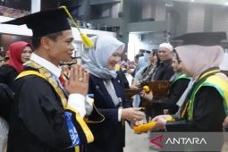Kalsel kemarin, Wisuda ke-115 ULM Banjarmasin dan kabar petani limau pindah ke cabe