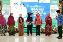 Pemkab Sidoarjo bantu perekonomian warga lewat renovasi 2.000 warung