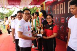 Pemkot Denpasar minta berbagai komunitas tingkatkan peran tekan kasus HIV/AIDS