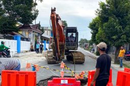 Dinas PUTR Pematang Siantar perbaiki kerusakan ruas Jalan Sibolga