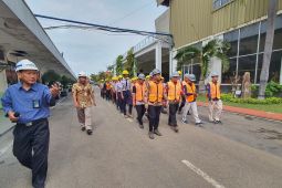 INKA berikan pelatihan pengelasan untuk siswa SMK di Madiun