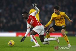 Arsenal menang 2-1 atas Wolves, semakin bertengger di puncak klasemen Liga Inggris