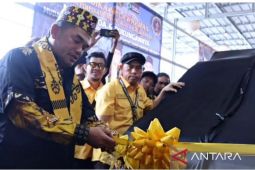 DPRD Kaltim dukung pemuda adat dengan pemberian ambulans