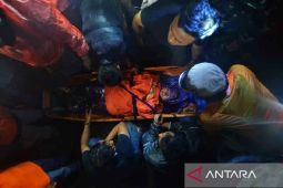 Tiga korban meninggal dalam erupsi Marapi telah dievakuasi