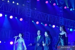 Andi Rianto sukses gelar konser bertajuk "The Sound of Colors II" di Istora Senayan Jakarta