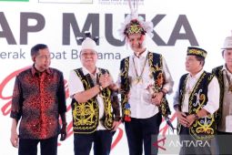 Ganjar disahkan jadi warga kehormatan Dayak Kenyah Kaltim