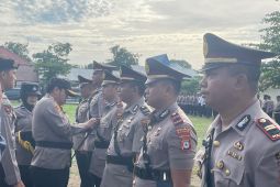 Kapolres Banjarbaru minta personel tidak sakiti masyarakat