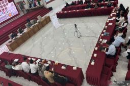 KPU dan 3 tim capres bahas teknis debat