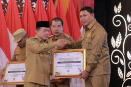 Pemkab Tanjab Barat Raih Penghargaan Peringkat 3 dengan Pengelolaan DAK Fisik Terbaik Tahun Anggaran 2023