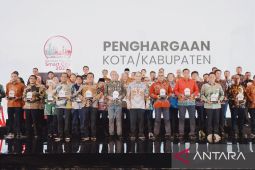 Pemkab Asahan terima penghargaan Smart City 2023