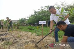 PT Timah - Kodim 0431 tanam pohon cegah banjir