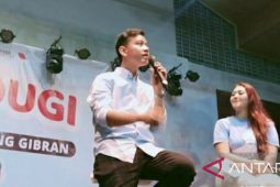 Ribuan pemuda di Karawang sambut cawapres Gibran