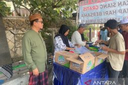 Abah Nanang buka makan siang gratis untuk masyarakat Samarinda