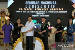 Anggota DPD pacu semangat mahasiswa Bali jadi pemimpin berkarakter