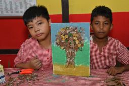 Komunitas MCC gelar kelas seni rupa berbasis lingkungan di  Maluku