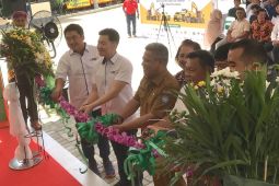 Bupati Kubu Raya apresiasi hadirnya pusat servis alat berat