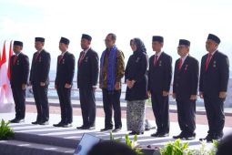Mas Ipin terima penghargaan bidang kemaritiman