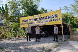 Polres Trenggalek jaga gudang logistik KPU
