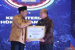 Kemenkumham terima penghargaan dari Ombudsman RI terkait pelayanan publik