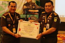 Kejari Bangka Tengah raih penghargaan penanganan perkara korupsi